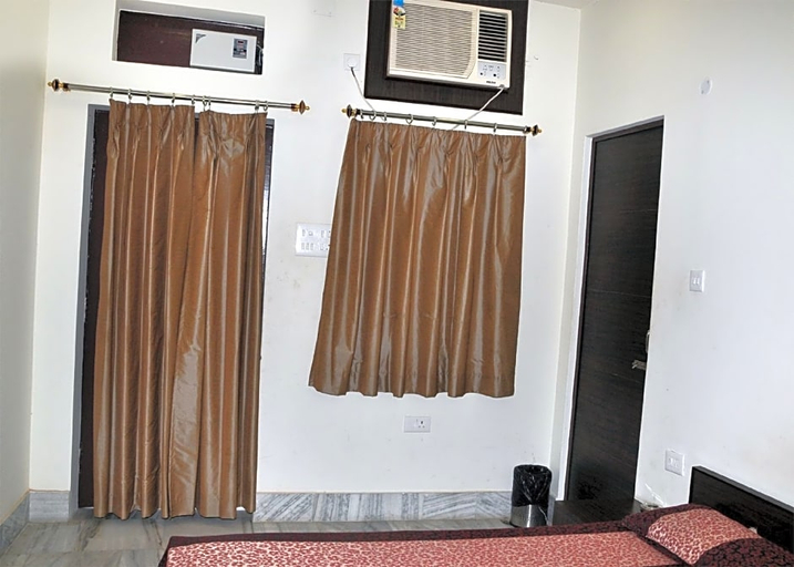 Public Area 3, Hotel Alka, Varanasi