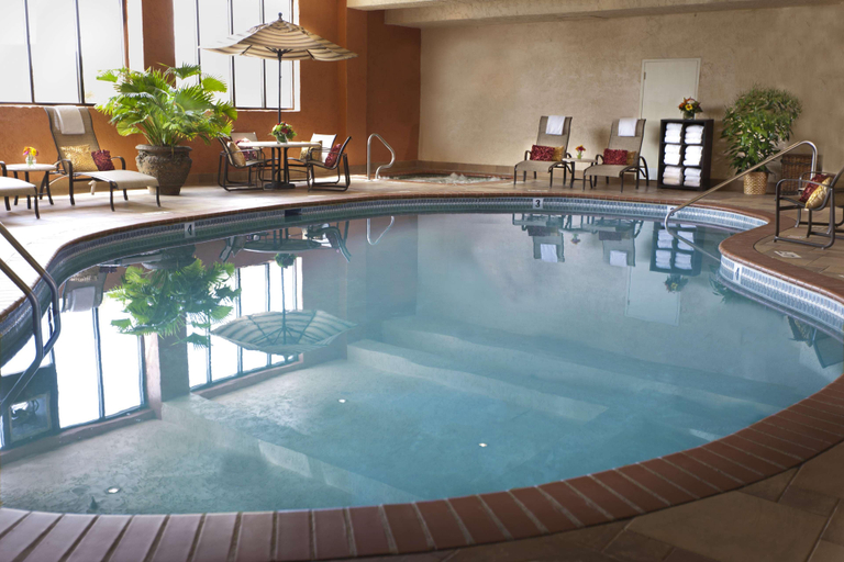 Sport & Beauty, Embassy Suites Lubbock, Lubbock