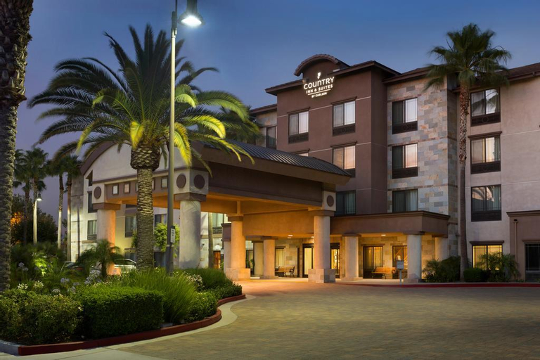 Country Inn & Suites by Radisson, Ontario at Ontario Mills, CA, San Bernardino