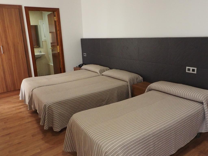 Bedroom 3, La Palmera & Spa, Girona