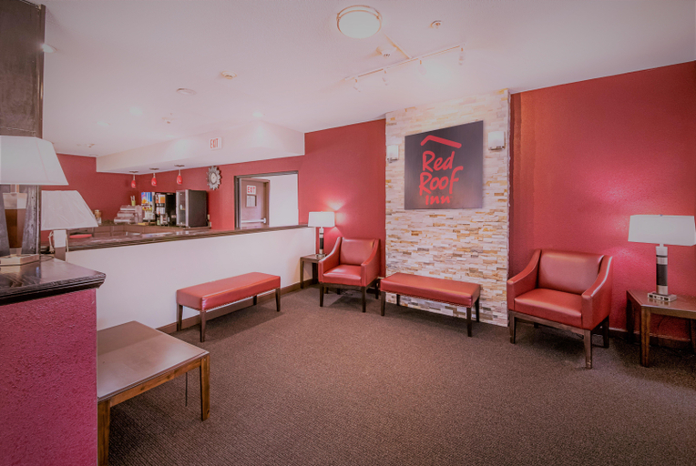 Public Area 2, Clarion Pointe, Guilford