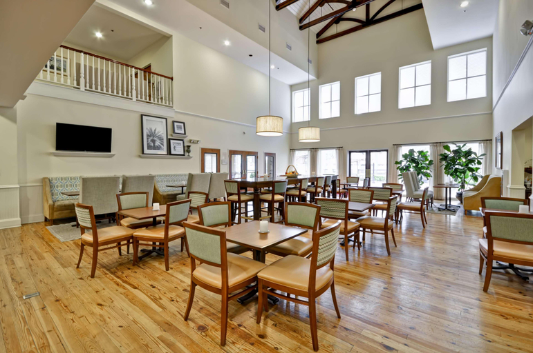 Food & Drinks 5, Hampton Inn & Suites Charleston/West Ashley, Charleston