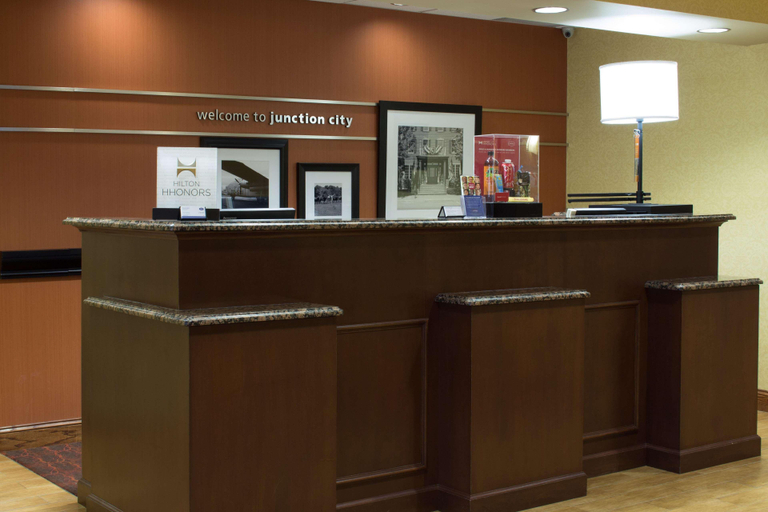 Public Area 2, Hampton Inn Junction City, Geary