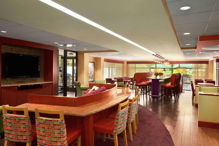 Food & Drinks 5, Hampton Inn York , York