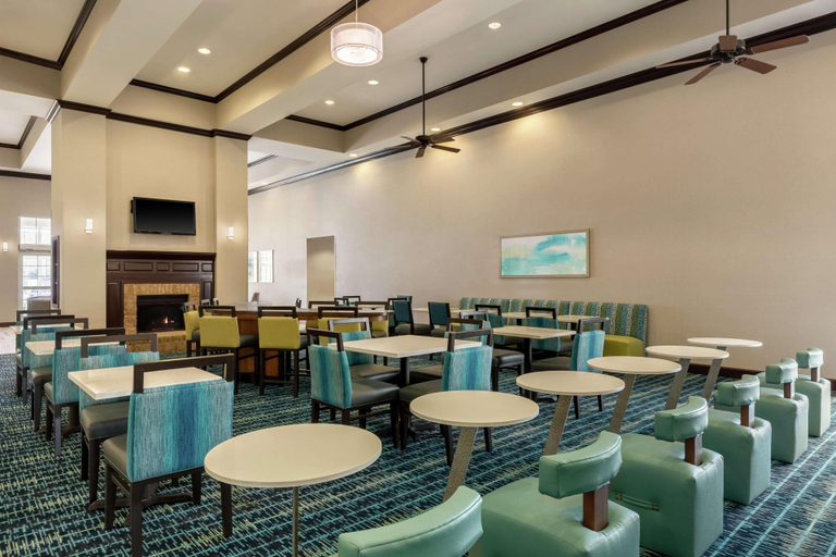 Food & Drinks 5, Homewood Suites by Hilton Macon-North, Bibb