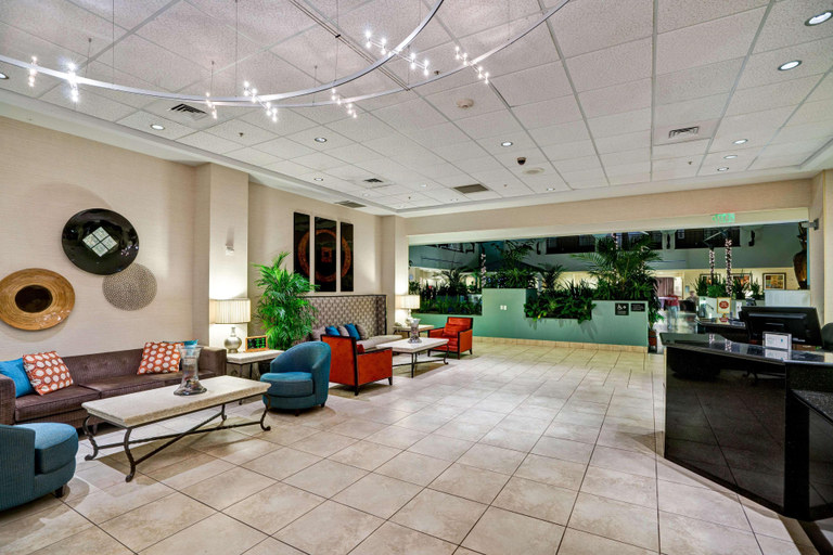Public Area 2, Embassy Suites by Hilton Fort Myers Estero, Lee