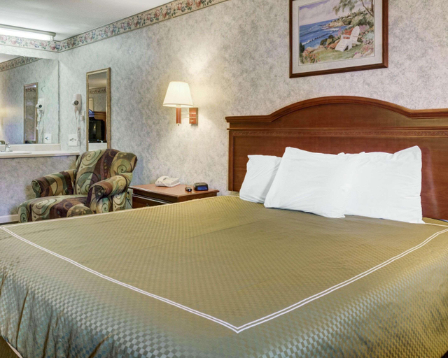 Bedroom 3, Rodeway Inn & Suites Williamsburg, James City