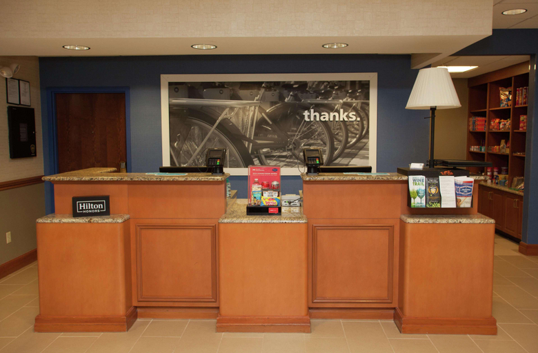 Public Area 2, Hampton Inn Elmira/Horseheads, Chemung