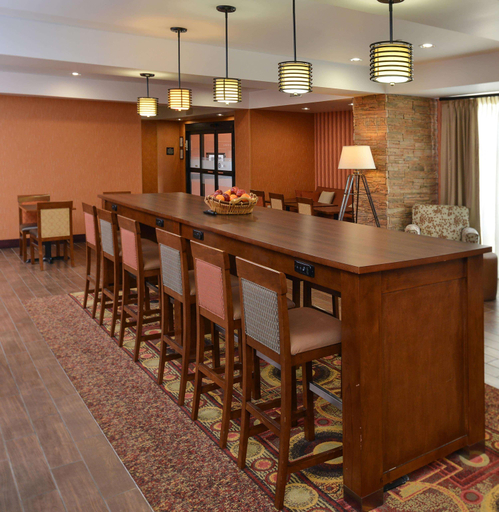 Public Area 2, Hampton Inn Ottumwa, Wapello