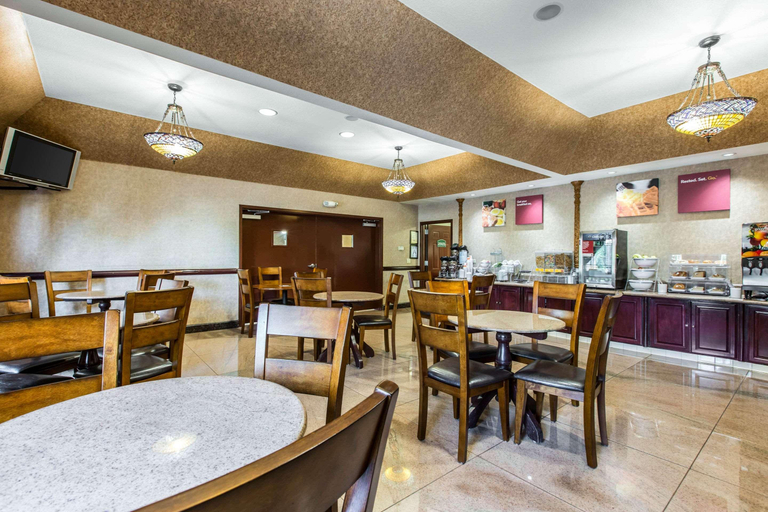 Food & Drinks 5, Comfort Suites Redlands, San Bernardino