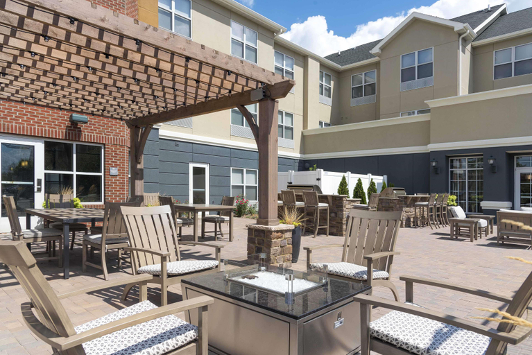 Food & Drinks 5, Homewood Suites by Hilton Indpls Airport / Plainfi, Hendricks