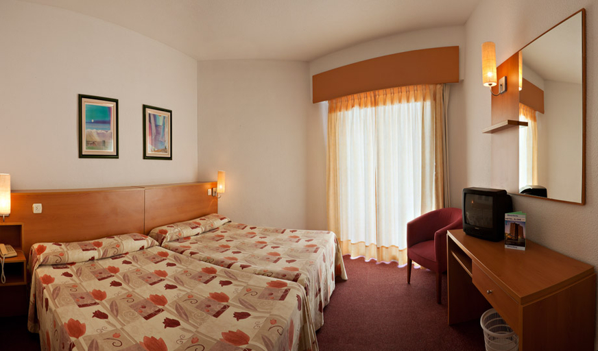 Bedroom 3, Alone, Alicante