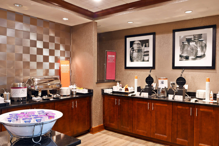 Food & Drinks 5, Hampton Inn & Suites Jacksonville Beach, Duval