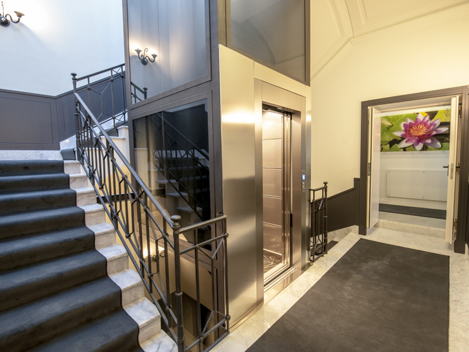 Public Area 5, Palazzo Firenze, Napoli
