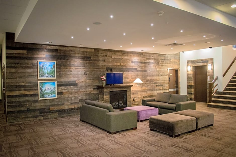 Public Area 3, Sea to Sky Hotel and Conference Centre, Squamish-Lillooet