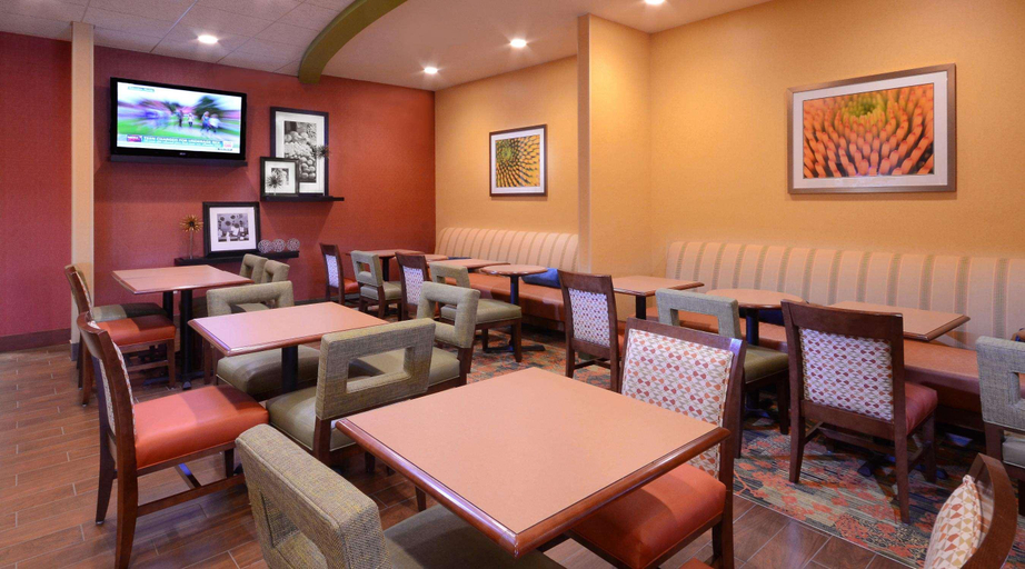 Public Area 2, Hampton Inn By Hilton Fayetteville Fort Bragg, Cumberland