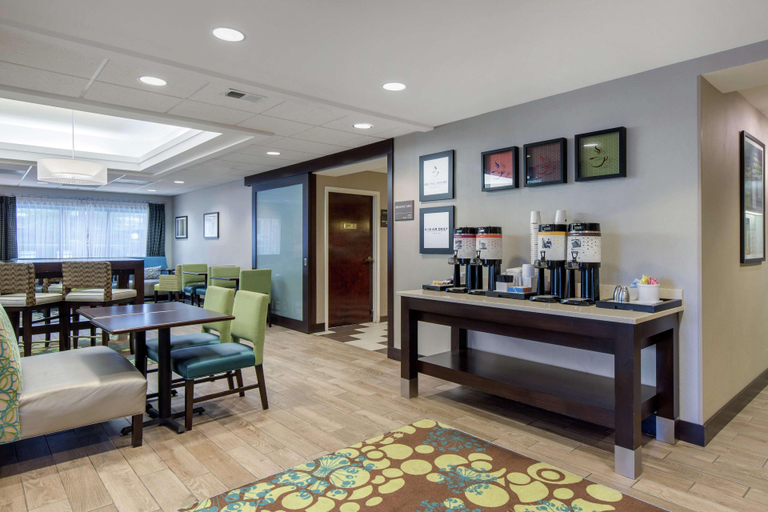 Public Area 2, Hampton Inn Mebane, Alamance