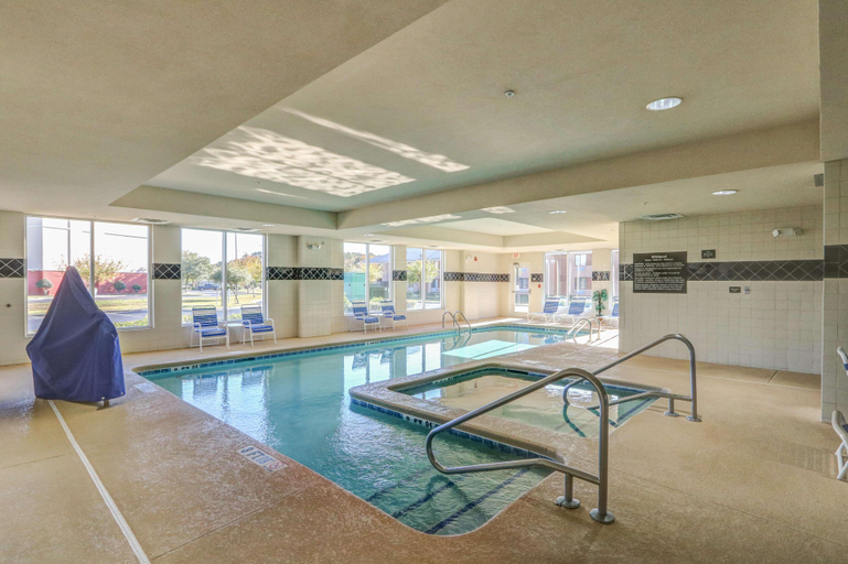 Public Area 2, Hampton Inn&Suites Savannah - I-95 South - Gateway, Chatham