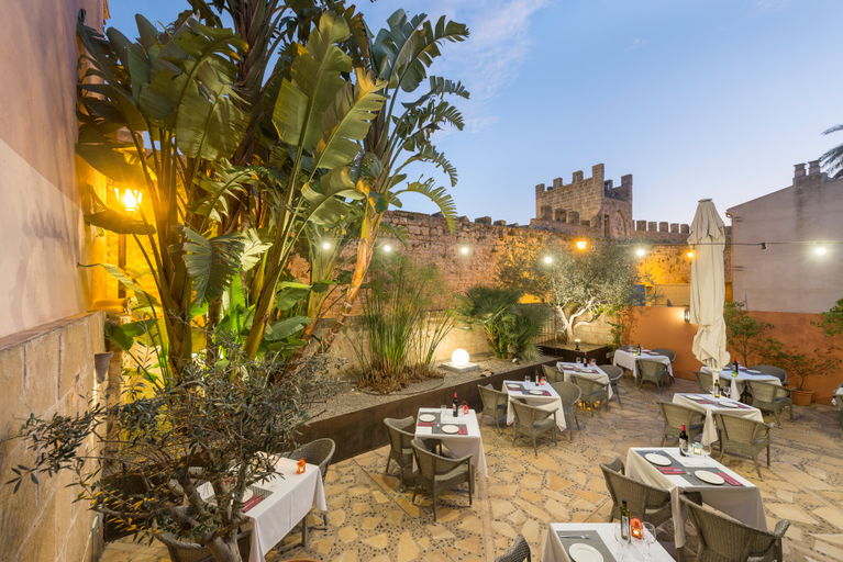 Food & Drinks 5, Alcudia Petit, Baleares