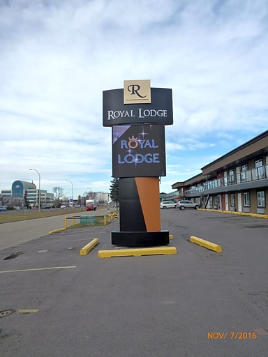 Exterior & Views 2, Royal Lodge, Division No. 11