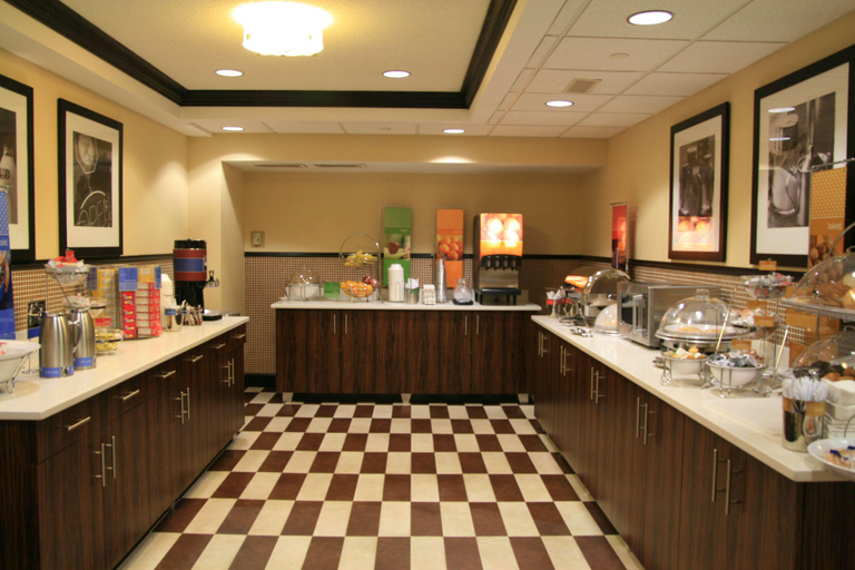Food & Drinks, Hampton Inn Olive Branch, Desoto