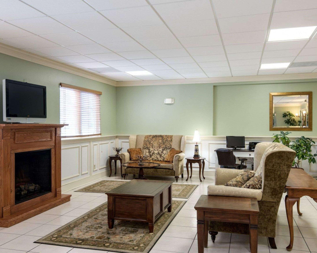 Public Area 2, Country Inn & SUI by Radisson Rehoboth Beach-Dewey, Sussex