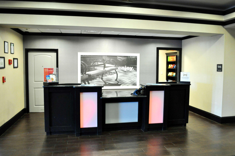 Public Area 2, Hampton Inn & Suites Bay City, TX, Matagorda