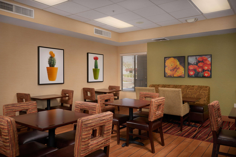 Public Area 2, Hampton Inn Phoenix/Anthem, Maricopa