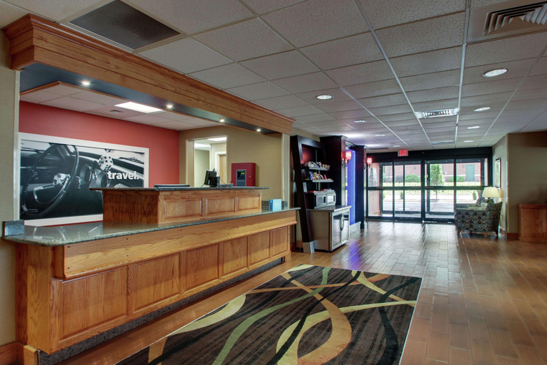 Public Area 3, Hampton Inn Lebanon, Laclede