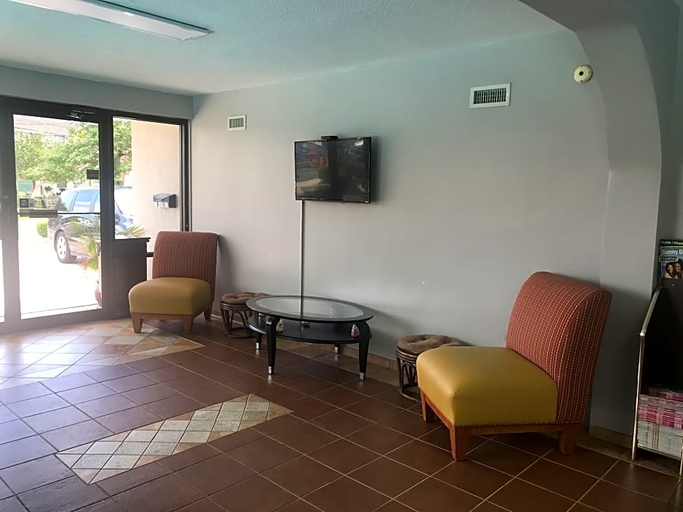 Public Area 2, Alamar Resort Inn, Virginia Beach