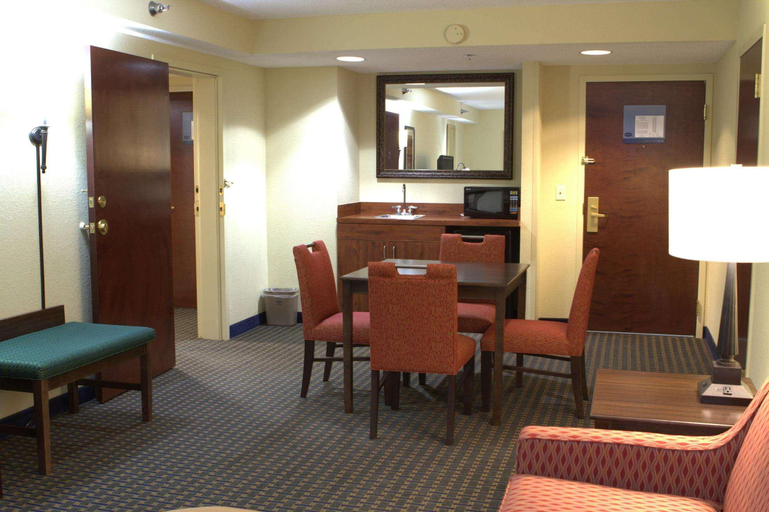 Public Area 3, Hampton Inn Princeton, Gibson