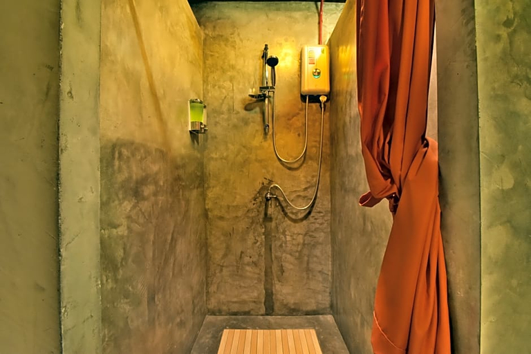 Bathroom, Sleeper Hostel, Mueang Krabi