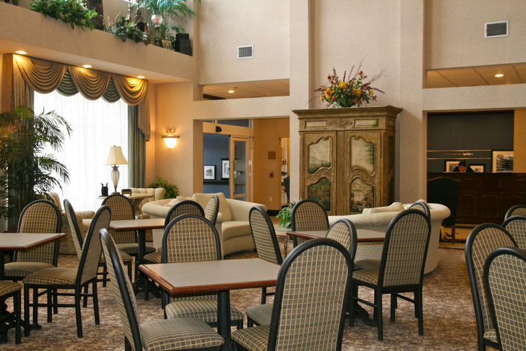 Food & Drinks 5, Hampton Inn & Suites Lufkin, Angelina