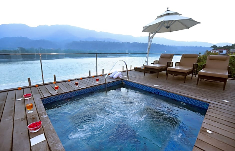 Sport & Beauty 3, Ganga Kinare By Holywater Hotels, Garhwal