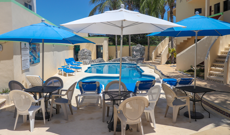 Food & Drinks 5, Villas Coco Resorts, Isla Mujeres