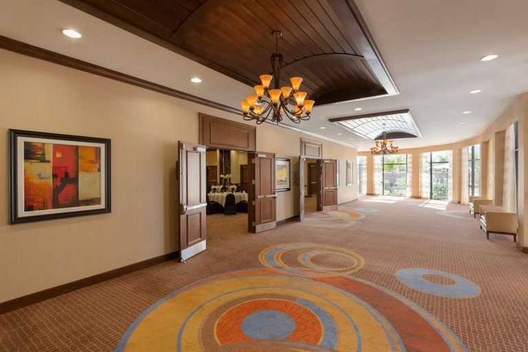 Public Area 2, Hilton Phoenix Chandler, Maricopa