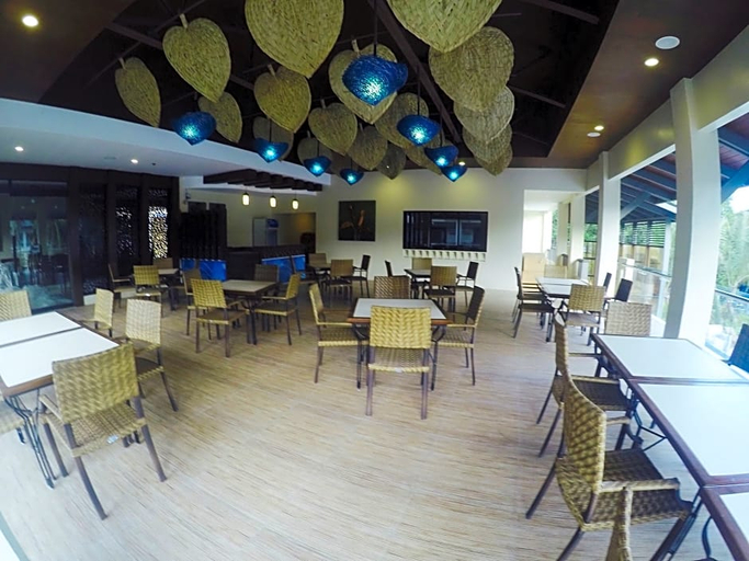 Food & Drinks 5, MO2 Westown Lagoon, Coron