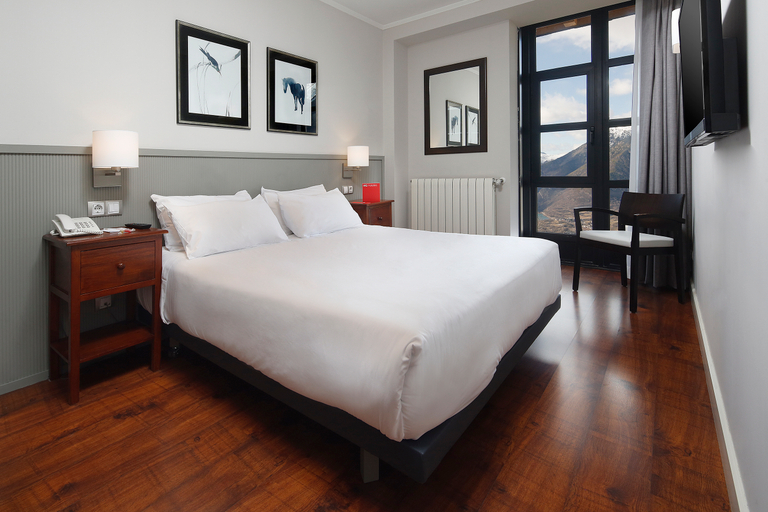 Bedroom, Hg Cerler, Huesca
