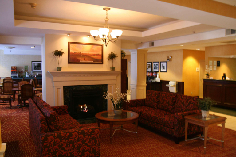 Public Area 2, Hampton Inn by Hilton Concord/Bow, Merrimack