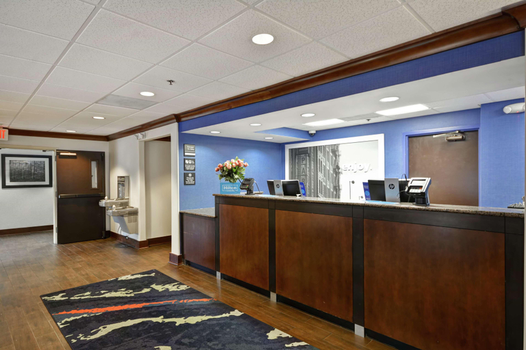 Public Area 2, Hampton Inn Birmingham/Mountain Brook, Jefferson