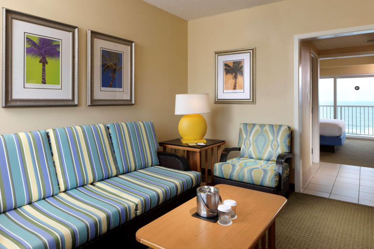 Bedroom 3, DoubleTree Suites Hotel Melbourne Beach Oceanfront, Brevard
