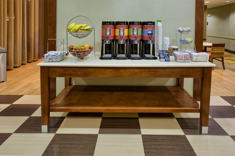Food & Drinks 5, Hampton Inn & Suites Houston Rosenberg, Fort Bend