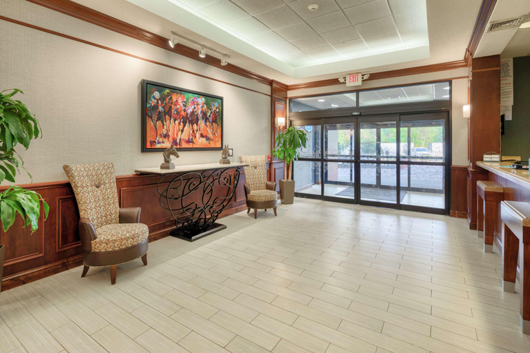 Public Area 2, Hampton Inn Louisville - Northeast, Jefferson