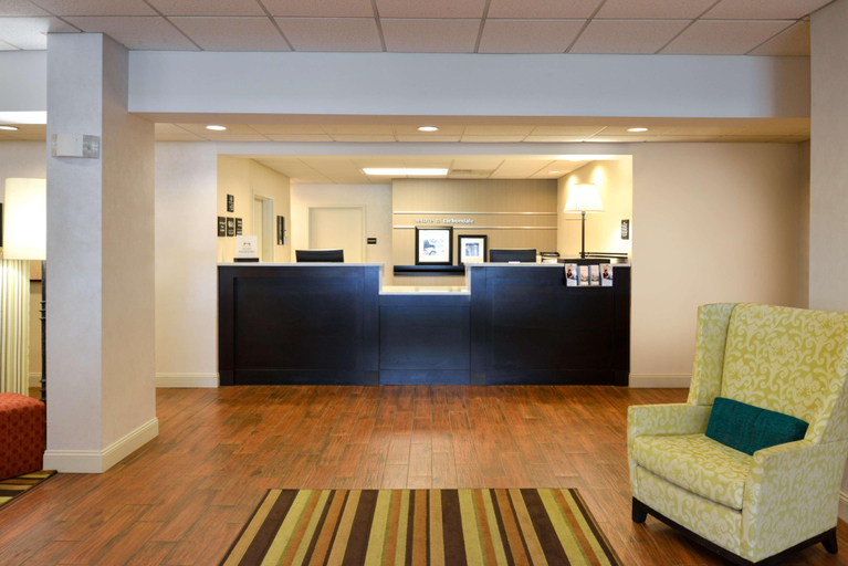 Public Area 2, Hampton Inn Carbondale, Jackson