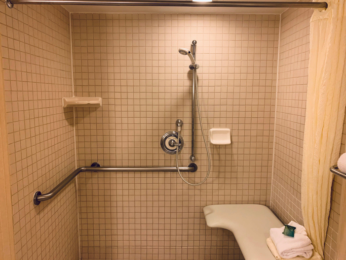 Bathroom 5, Ontario Airport Hotel & Conference Center, San Bernardino