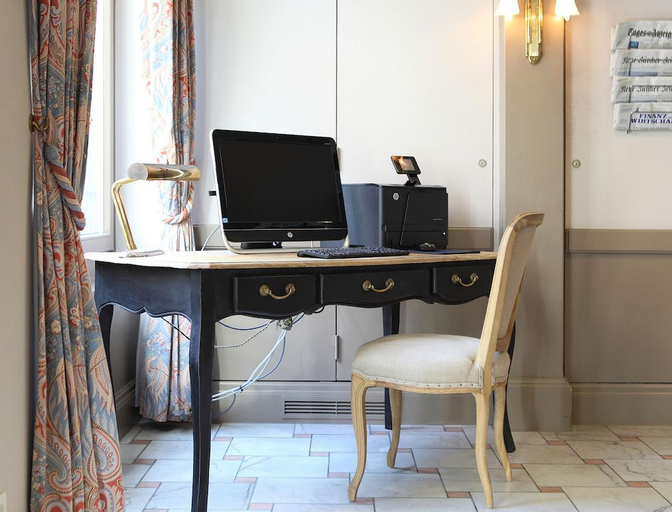 Dining Room 29