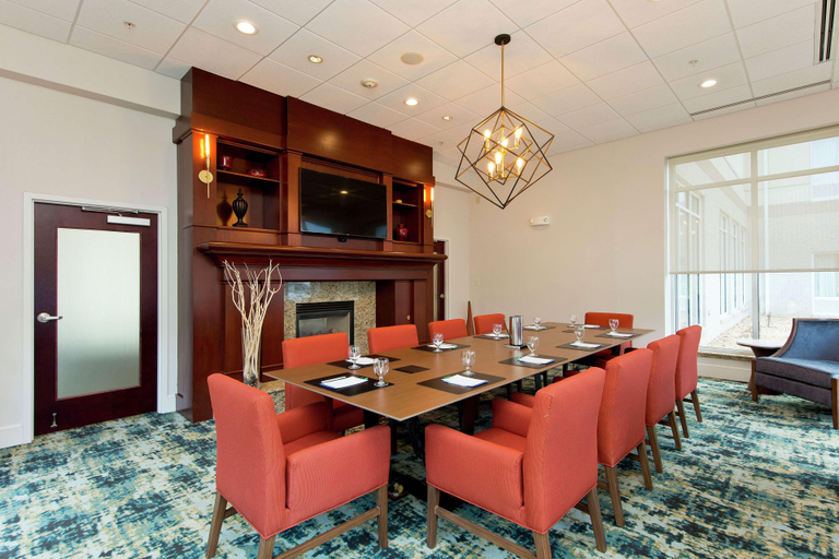 Public Area 2, Hilton Garden Inn Winchester, Winchester