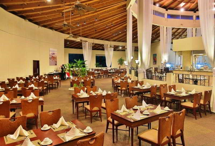 Food & Drinks 5, Cofresi Palm Beach & Spa Resort, San Felipe de Puerto Plata