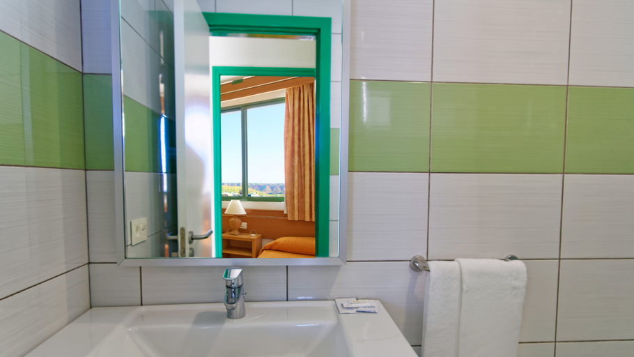 Bathroom 5, Monteparaiso, Las Palmas