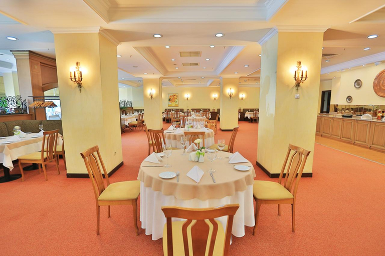 Food & Drinks 4, Grand Mir Hotel, Tashkent City